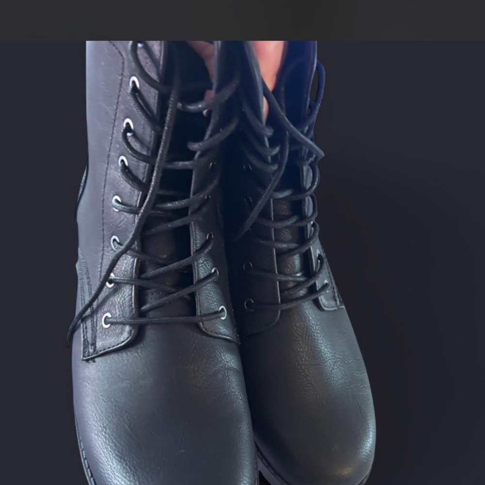 Women’s size 12 Amazon essentials compact boots New without tag - Picture 5 of 6